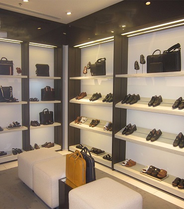 Shoe Shop Interior Work in Thane, Mumbai & Pune